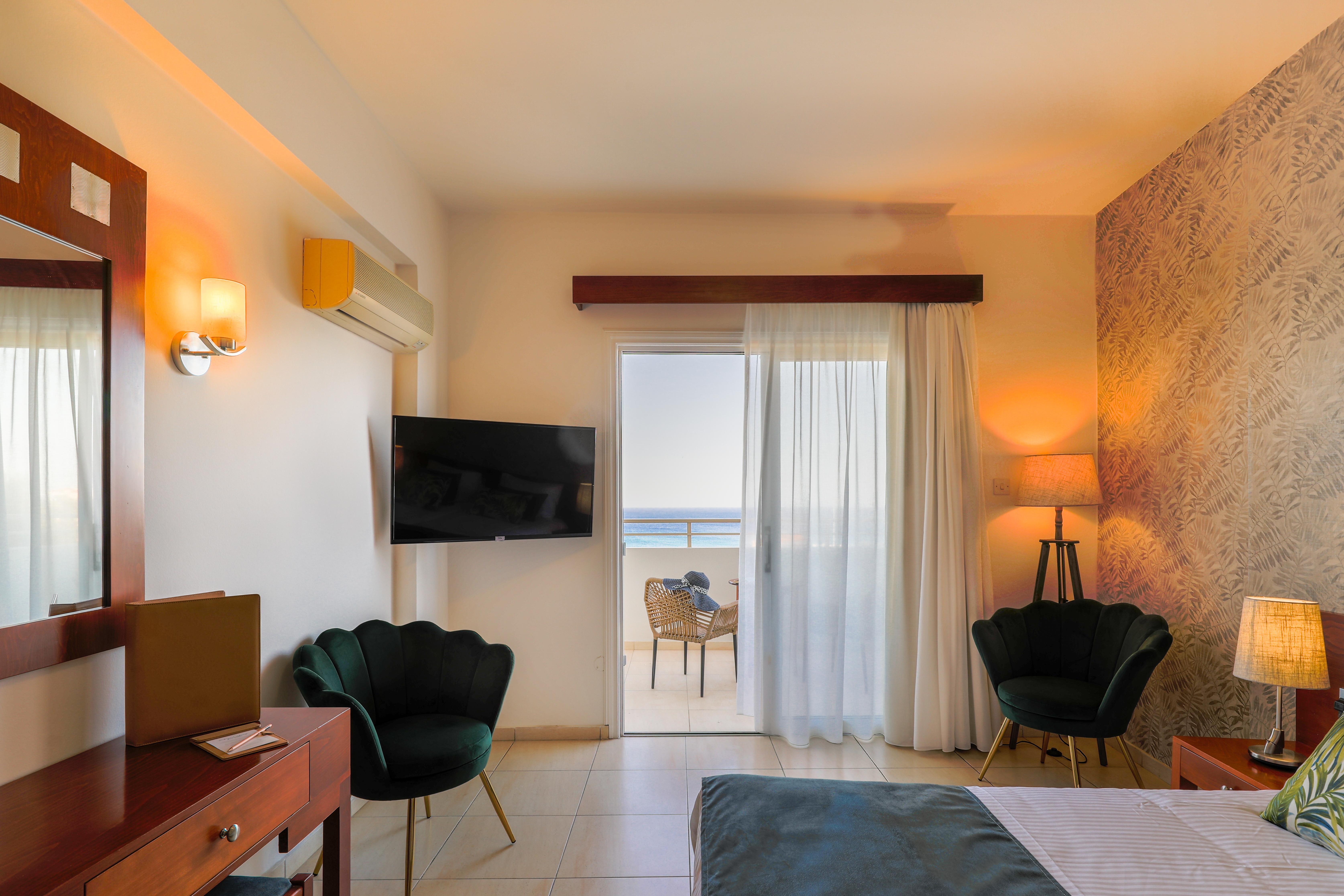 Iris Beach Hotel Protaras Ngoại thất bức ảnh