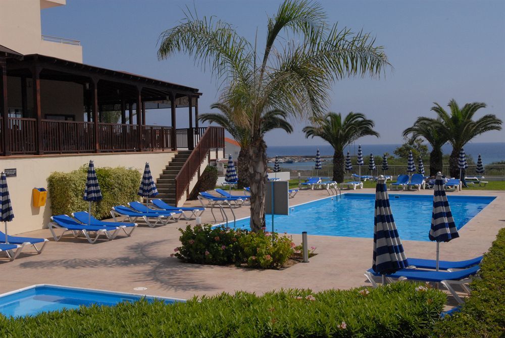Iris Beach Hotel Protaras Ngoại thất bức ảnh