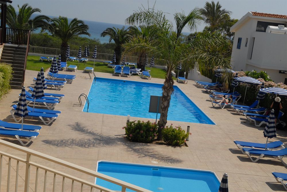 Iris Beach Hotel Protaras Ngoại thất bức ảnh